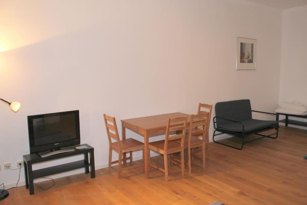 Mainhatten Apartment Francoforte sul Meno Camera foto